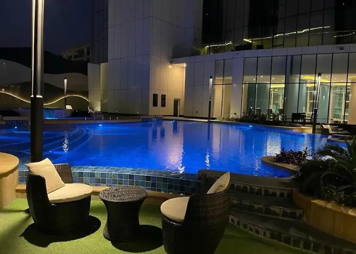 Flat One Bedroom Next To Four Sessions Hotel